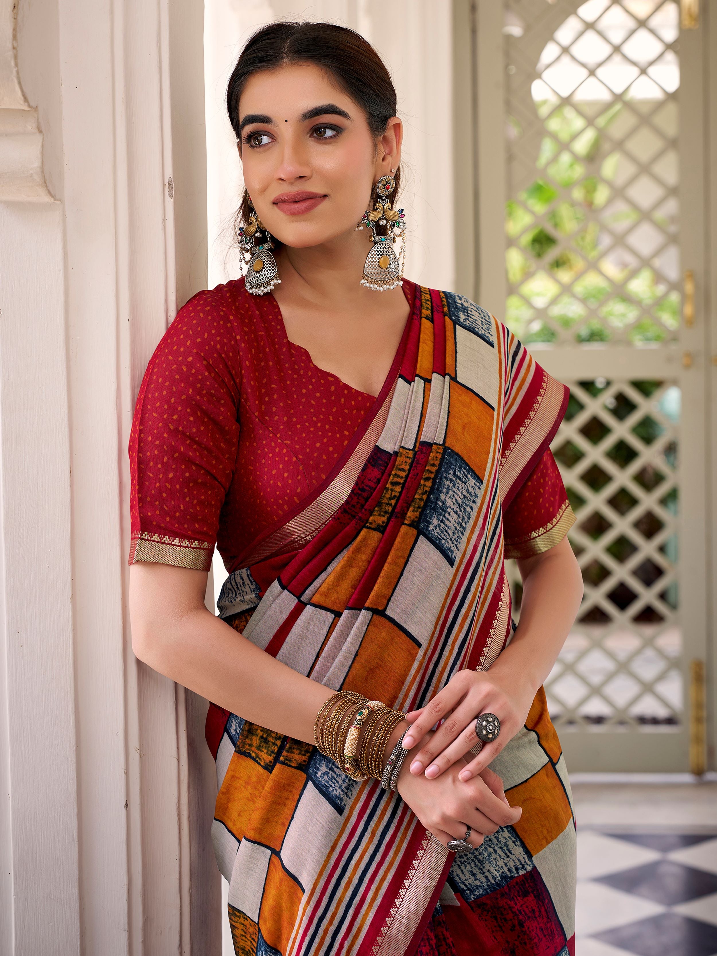 Stylish Maroon Digital Printed Polyester Casual Wear Saree With Blouse