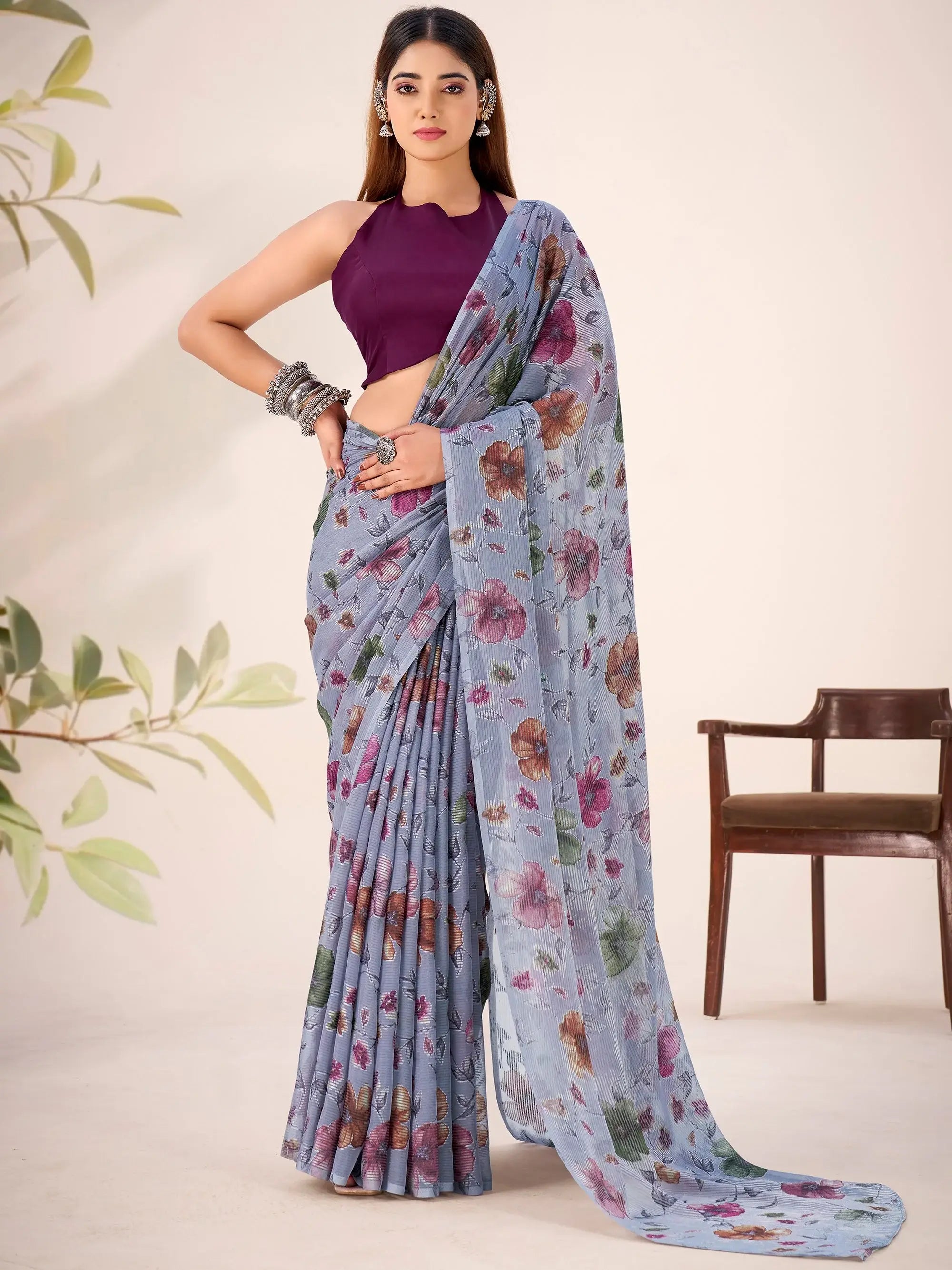 Glamorous Grey Floral Printed Geogette Casual Wear Saree With Blouse