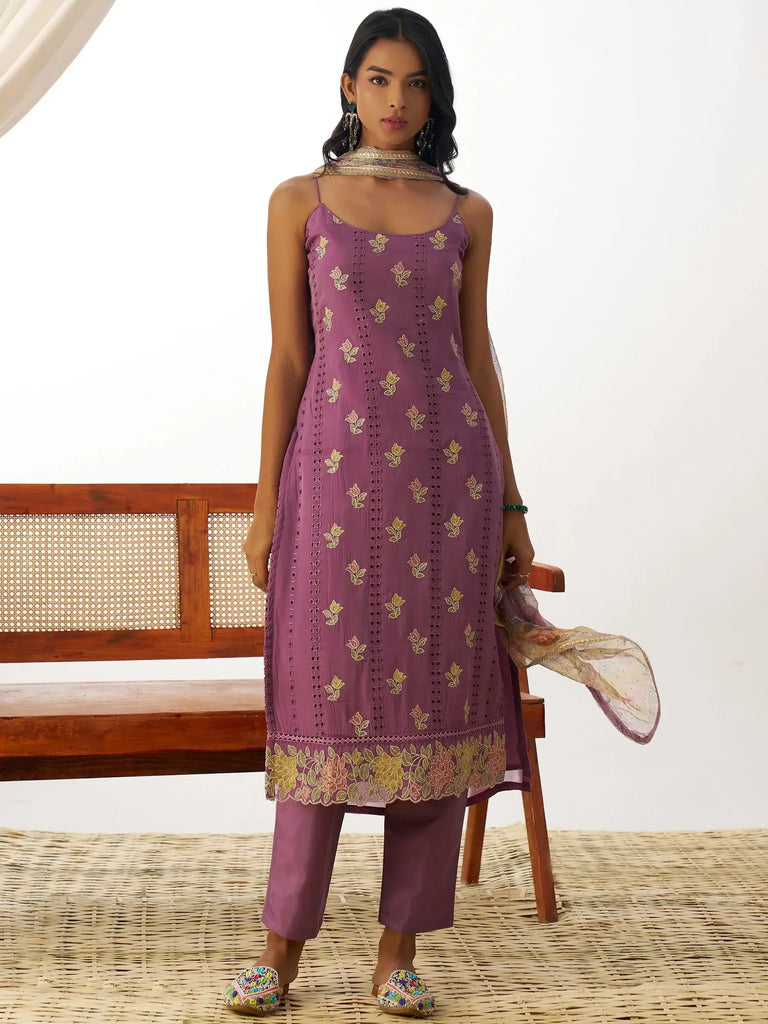Magnetic Purple Thread Embroidery Organza Traditional Straight Suit
