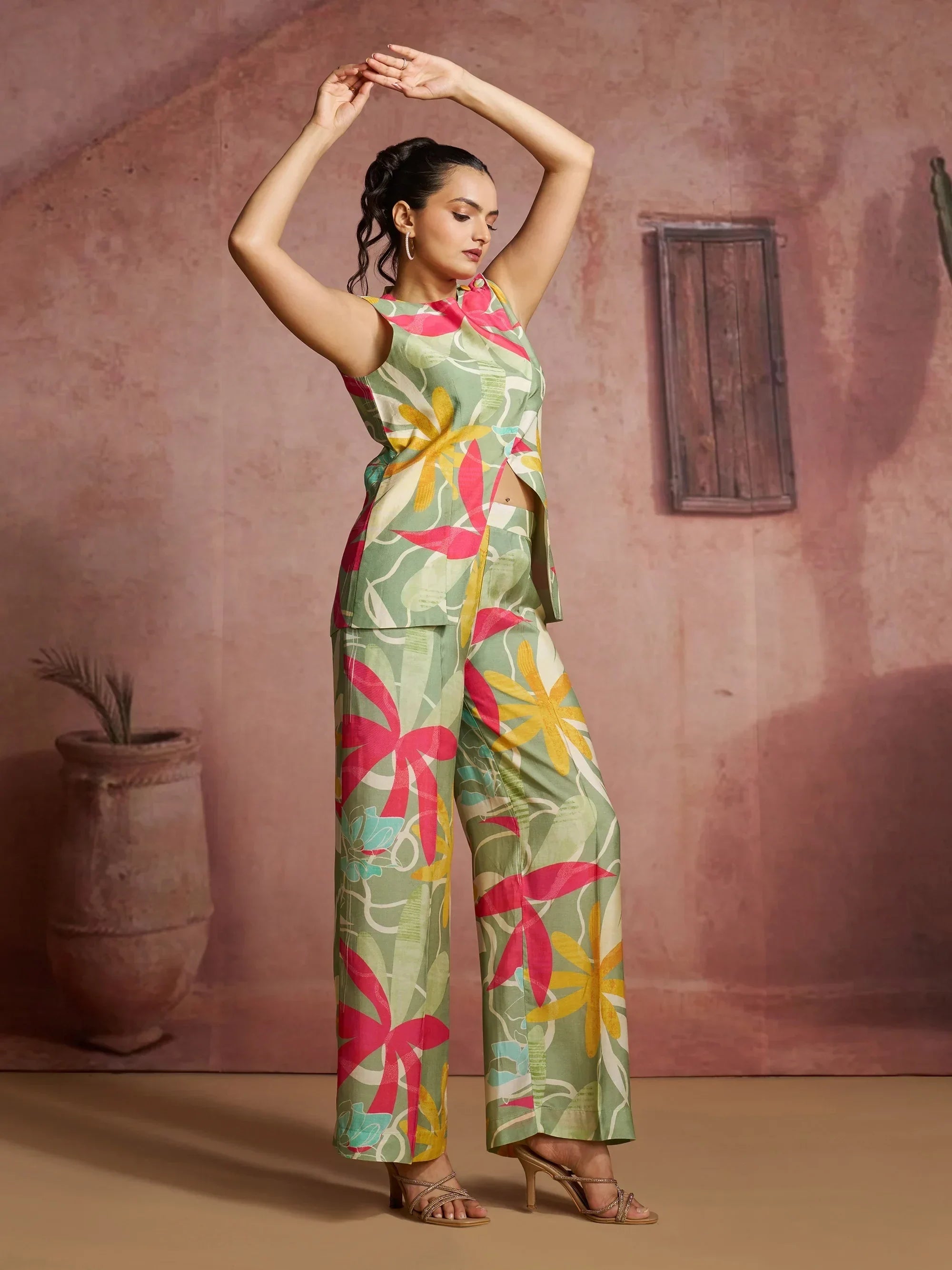 Gorgeous Green Digital Printed Muslin Silk Party Wear Co-Ord Set