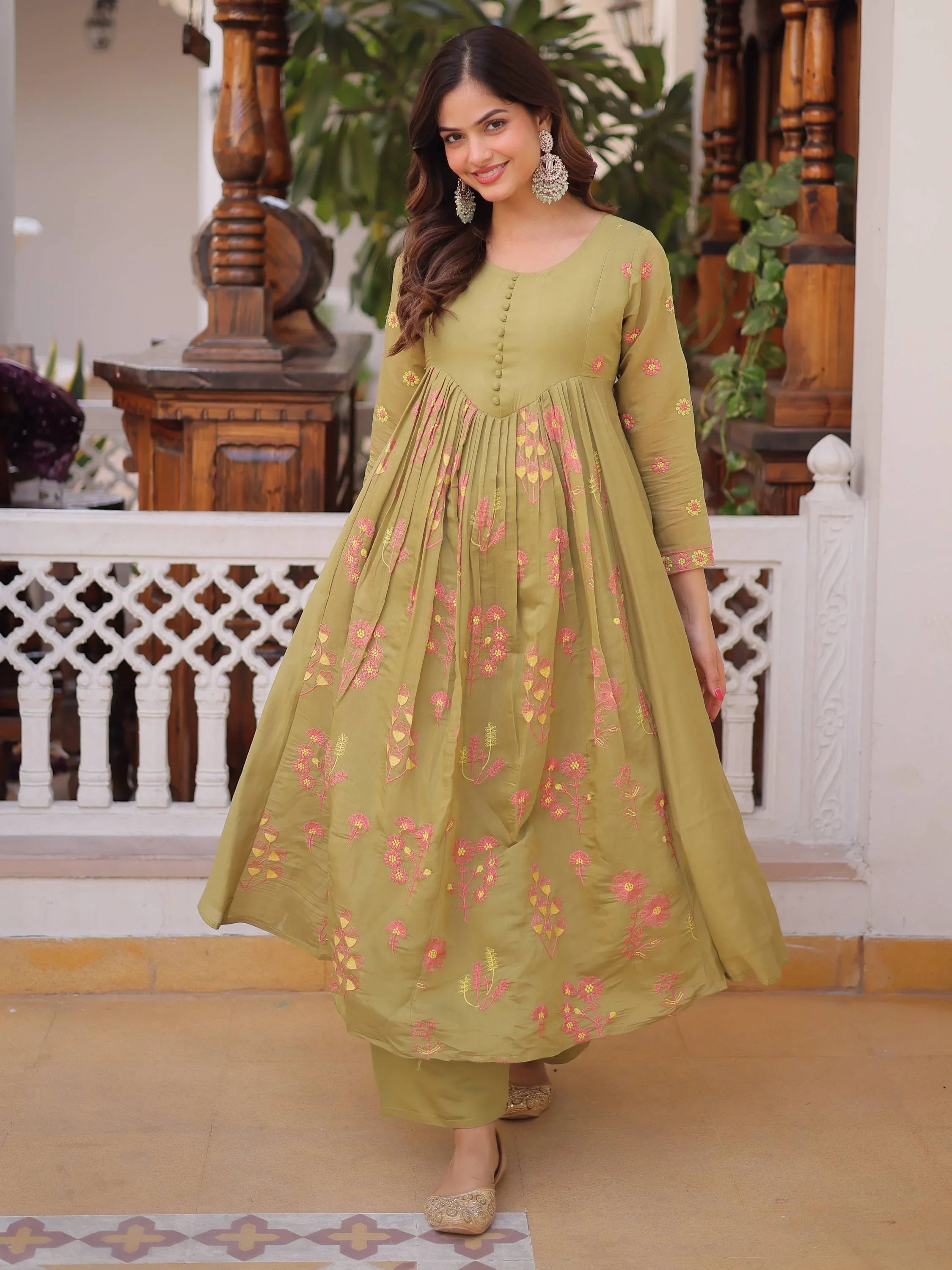 Tantalizing Pista Green Floral Embroidery Chanderi Mehendi Wear Pant Suit