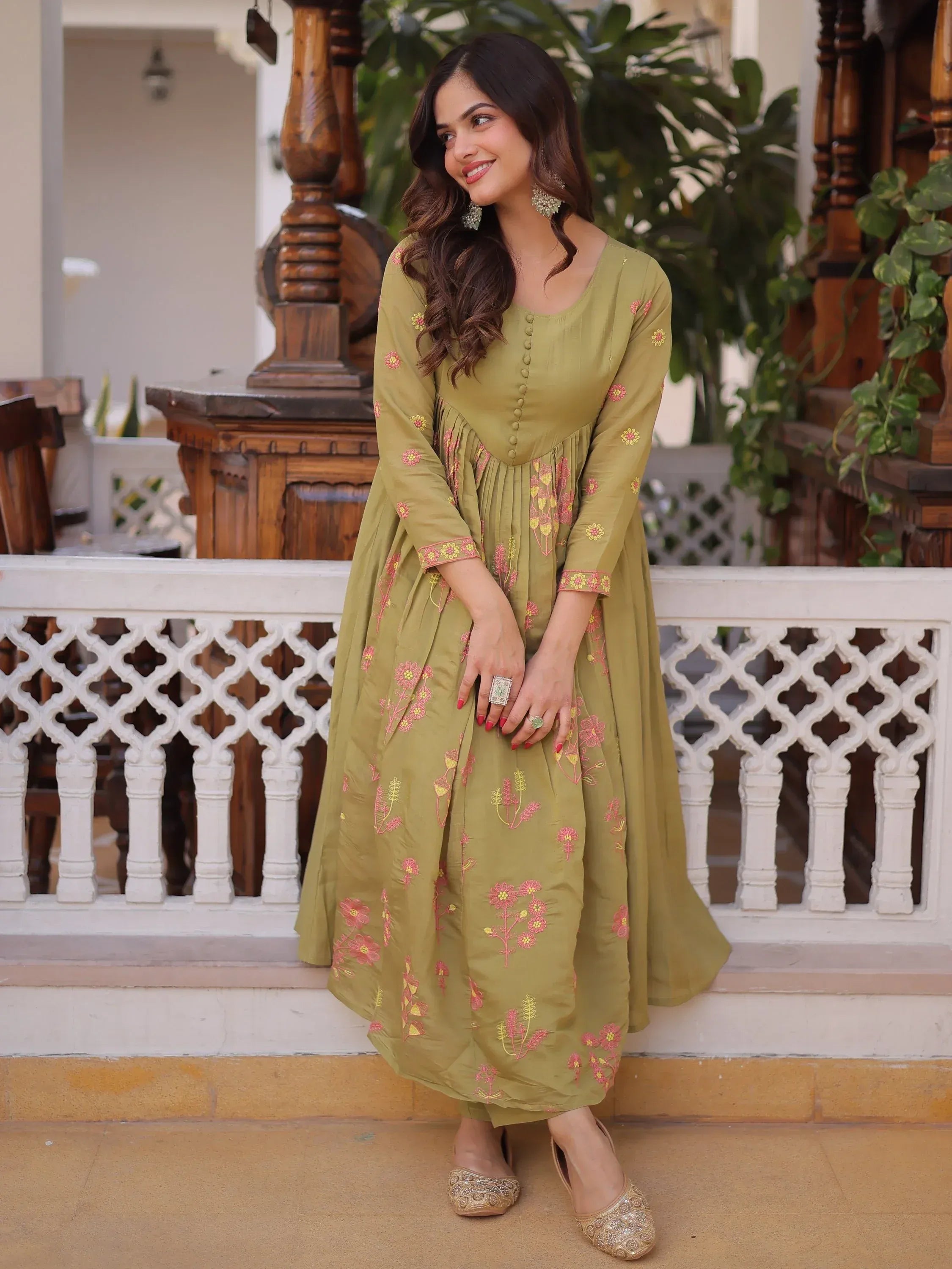 Tantalizing Pista Green Floral Embroidery Chanderi Mehendi Wear Pant Suit
