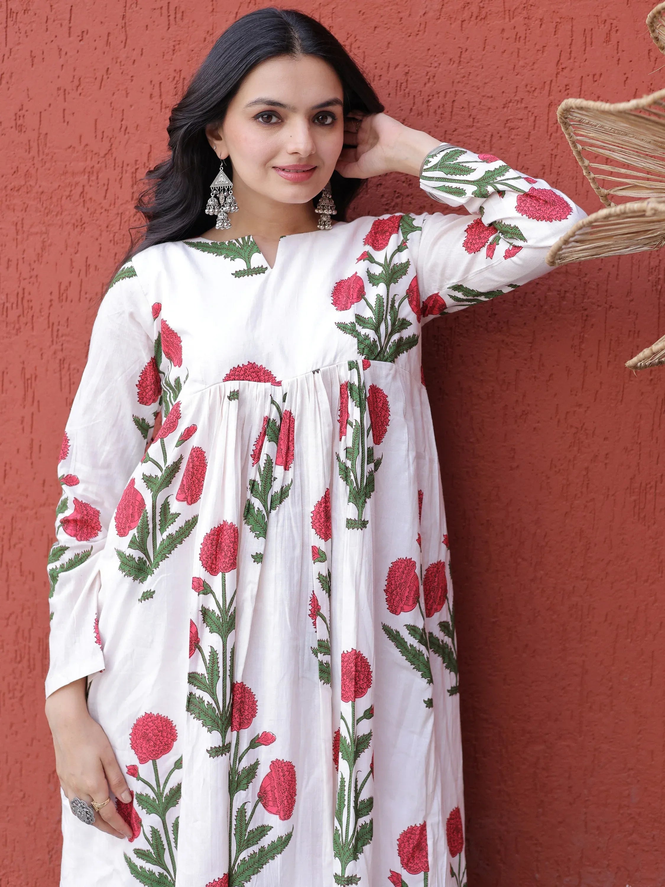 Dazzling Pink Floral Printed Cotton Casual Wear Kurti With Pant