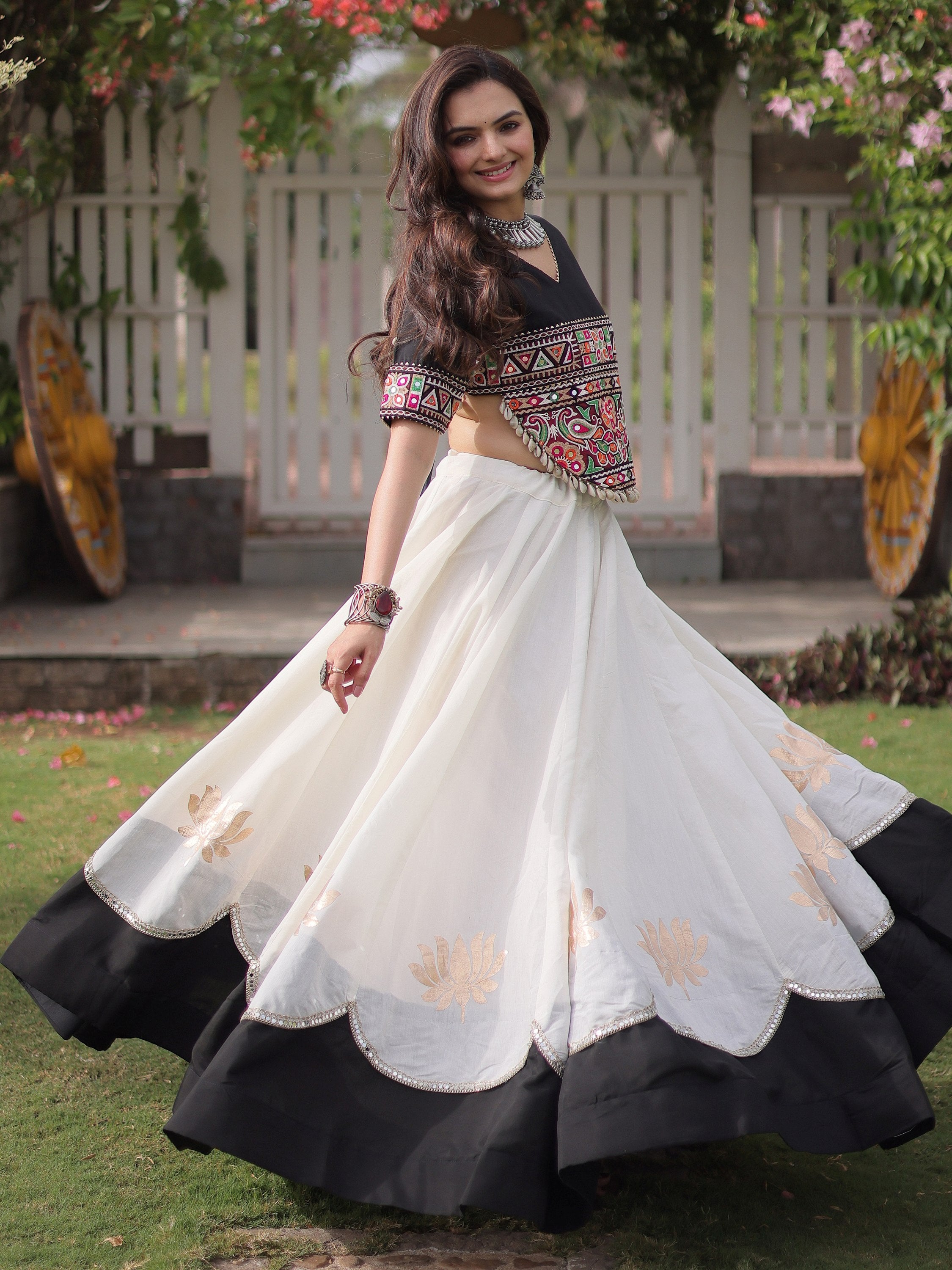 Awesome White Silk Navratri Wear Lehenga With Gamthi Work Blouse
