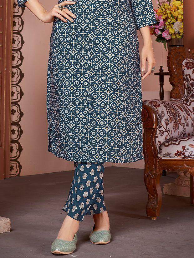 Tantalizing Blue Digital Printed Rayon Casual Wear Pant Suit