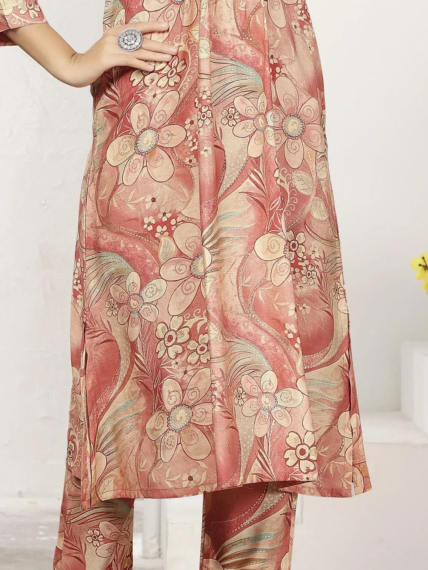 Pink floral printed ethnic kurta with matching palazzo pants, stylish Indian wear