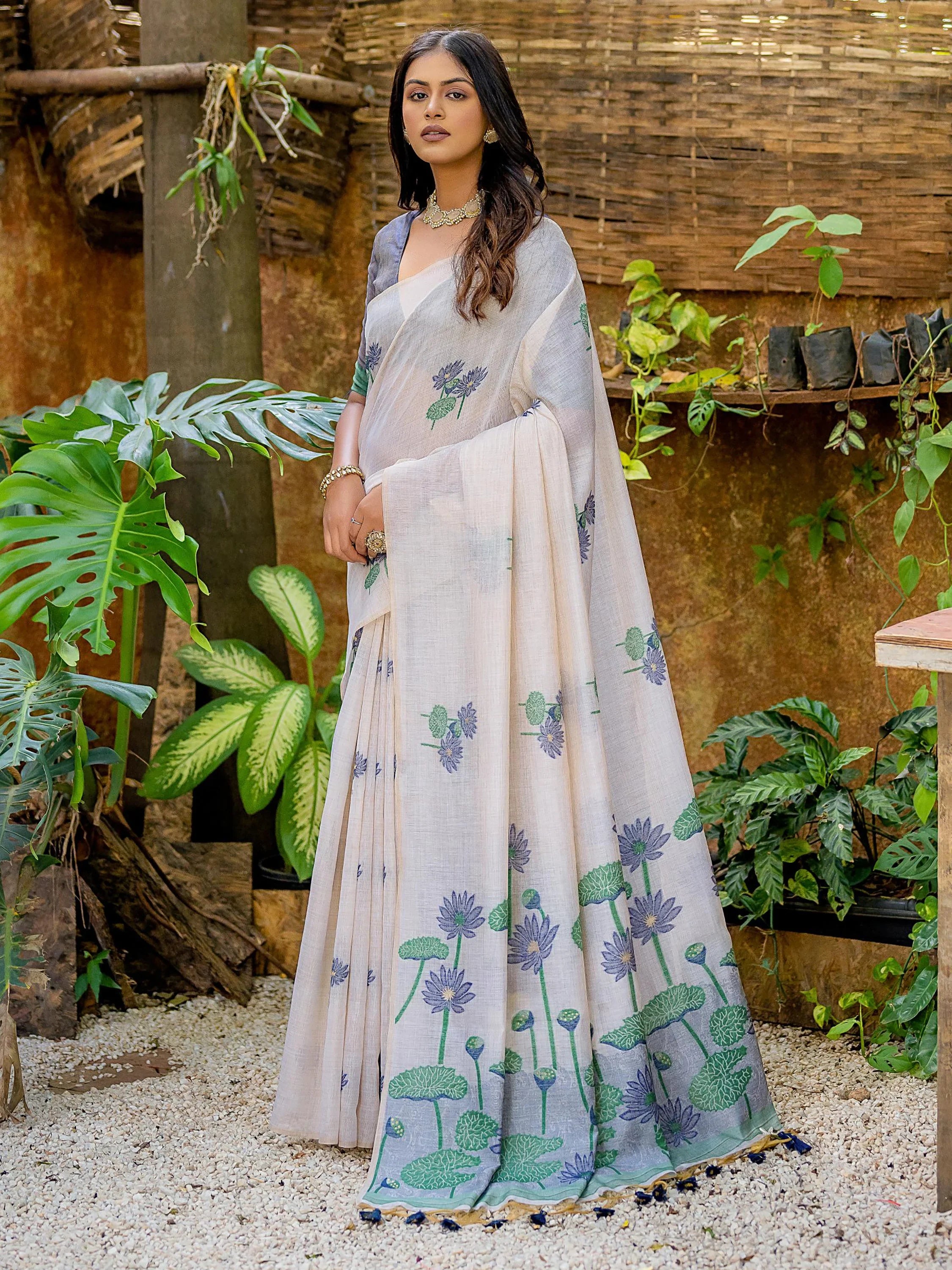 Stunning Off-White Floral Weaving Cotton Saree With Grey Blouse