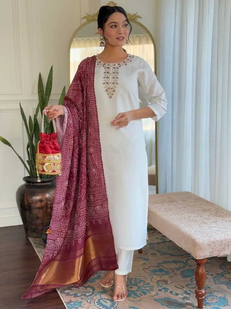Stunning Off-White Silk Traditional Pant Suit With Printed Dupatta