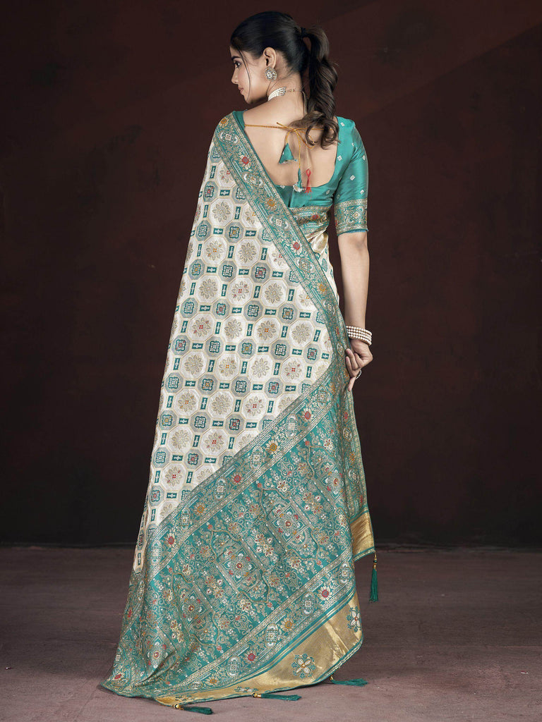 Beautiful Cream & Green Zari Weaving Banarasi Silk Wedding Wear Saree