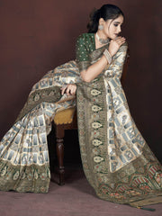 Enchanting Green Zari Weaving Banarasi Silk Wedding Saree With Blouse