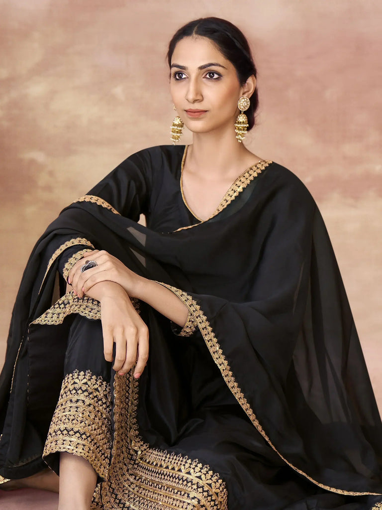 Amazing Black Heavy Embroidered Border Anarkali Suit With Dupatta