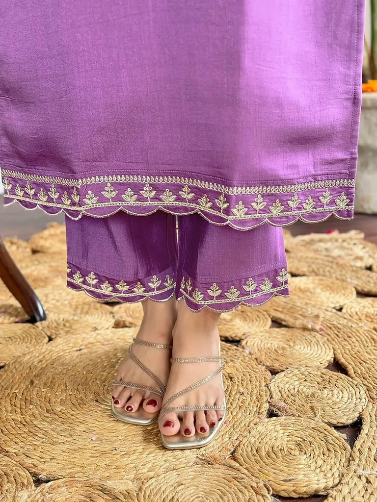 Gorgeous Purple Thread Embroidered Viscose Straight Suit