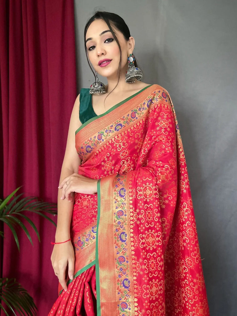 Beautiful Red Zari Weaving Silk Wedding Wear Saree With Blouse