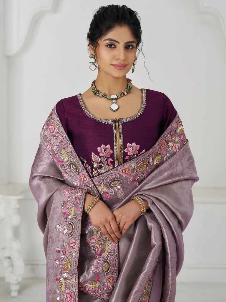 Dazzling Mauve Border Work Viscose Silk Reception Wear Saree
