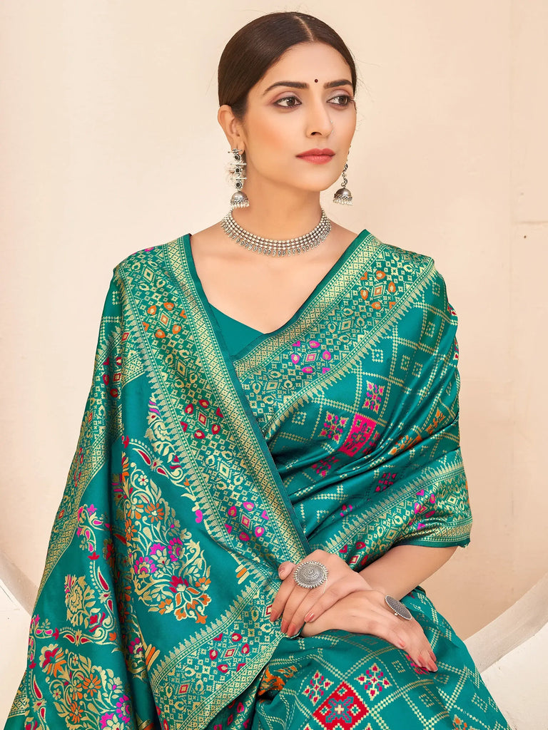 Graceful Teal Green Zari Weaving Banarasi Silk Event Wear Saree