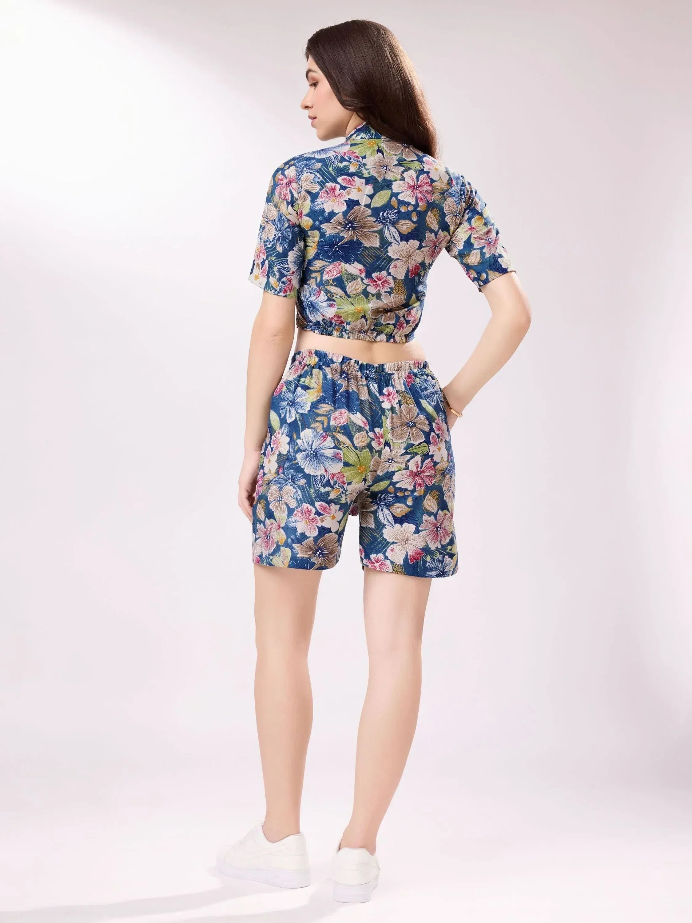 Floral print ethnic crop top and shorts set for women, stylish casual wear