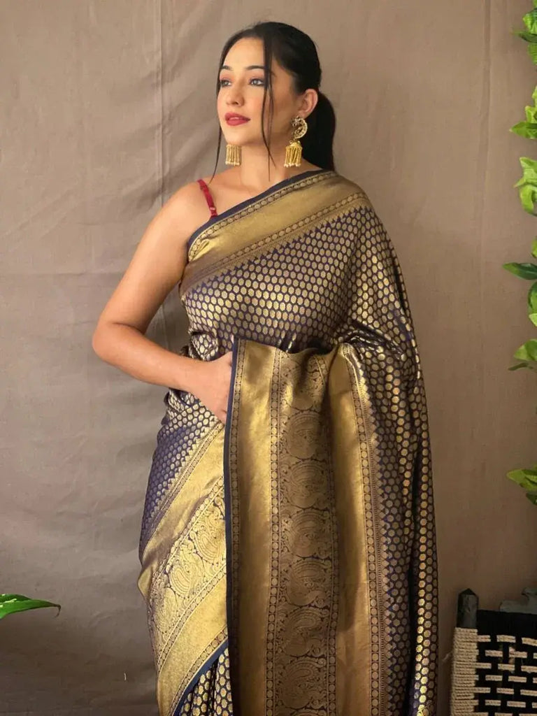 Pretty Navy-Blue Jacquard Kanjeevaram Silk Wedding Saree With Blouse