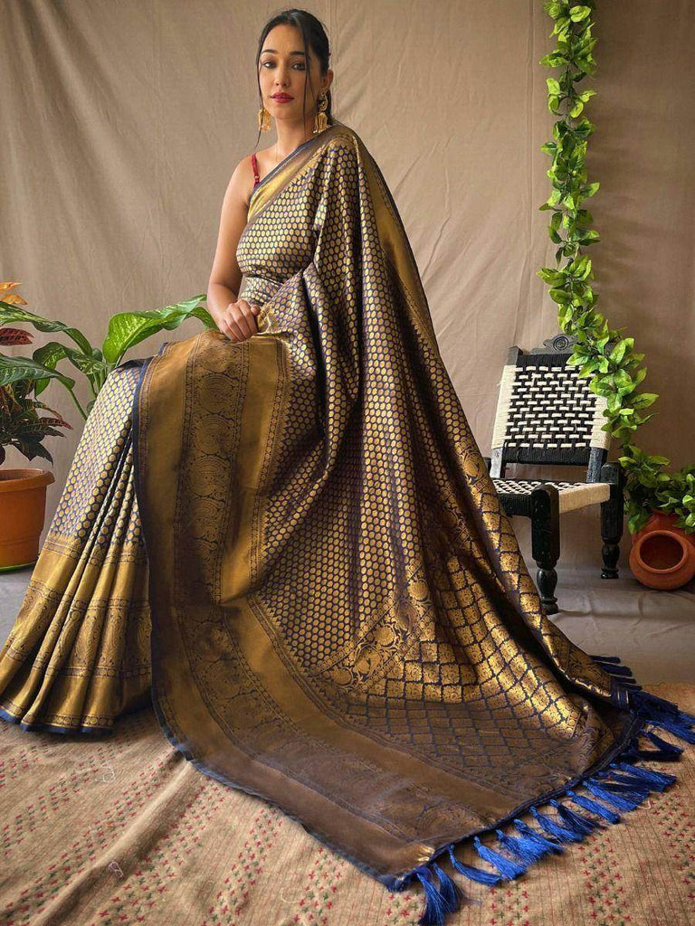 Pretty Navy-Blue Jacquard Kanjeevaram Silk Wedding Saree With Blouse