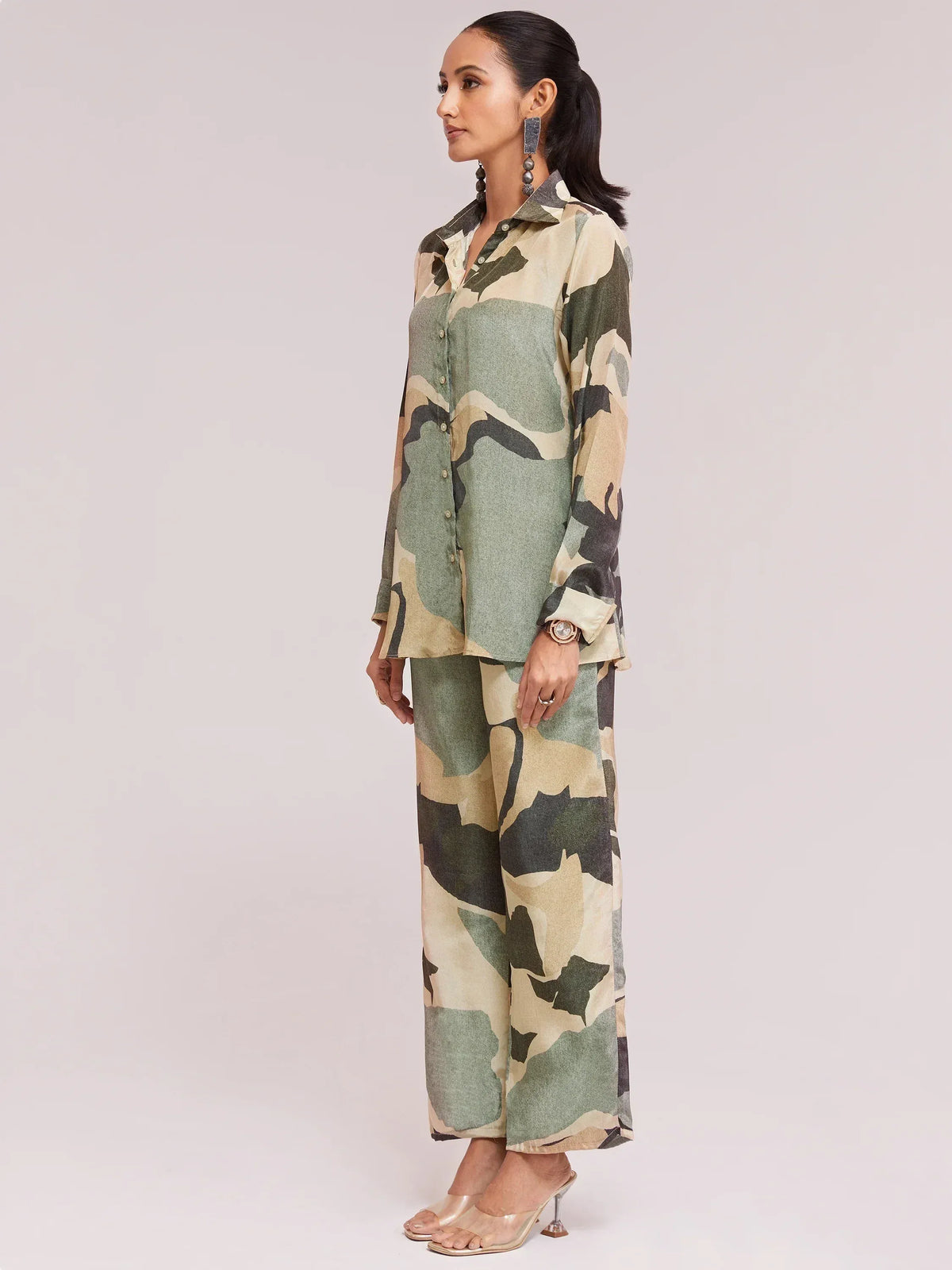 Camouflage print ethnic shirt and pants set for women, stylish casual wear