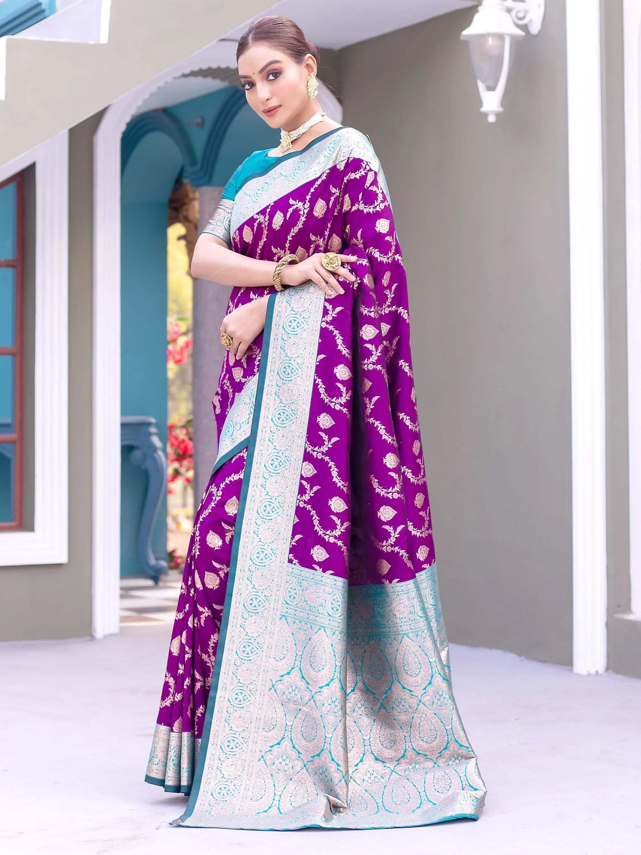 Stunning Purple Zari Weaving Banarasi Silk Festival Wear Saree