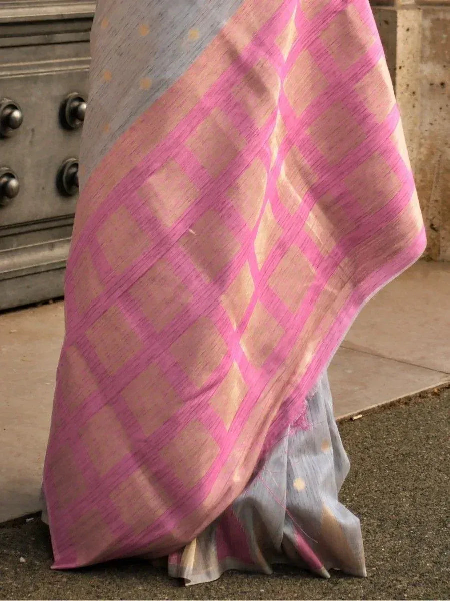Pink and grey saree with geometric diamond pattern, ideal for ethnic occasions