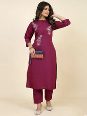 Fascinating Dark Pink Embroidered Silk Traditional Kurta With Pant