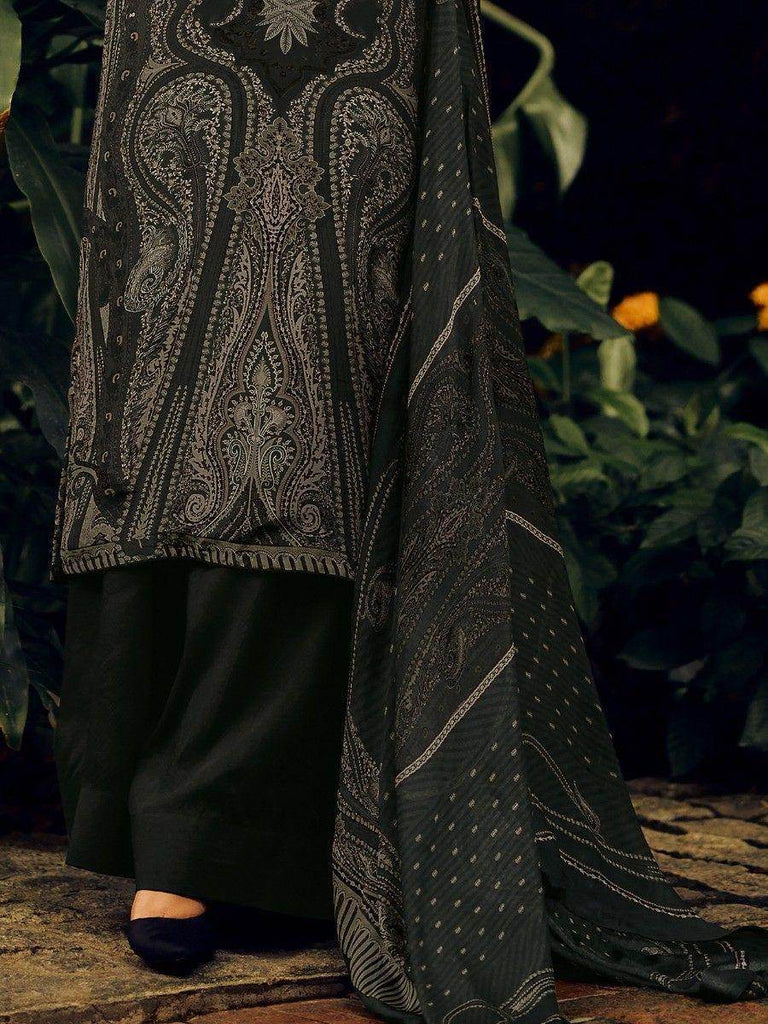Fascinating Black Embroidered Silk Traditional Salwar Kameez