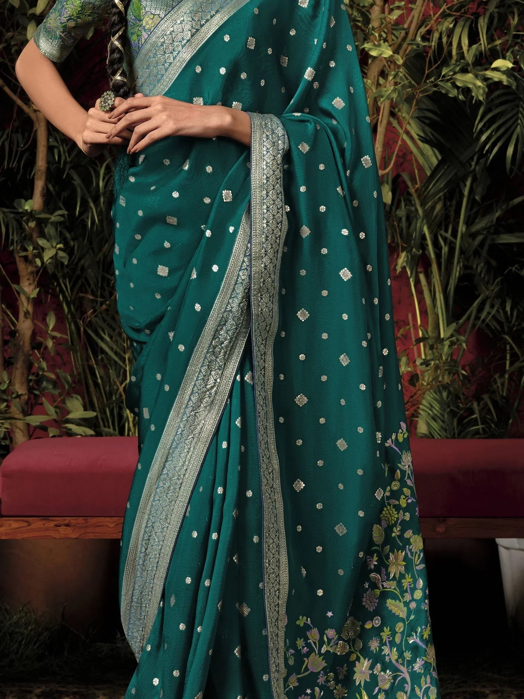 Adorable Green Zari Weaving Silk Mehendi Wear Saree With Blouse