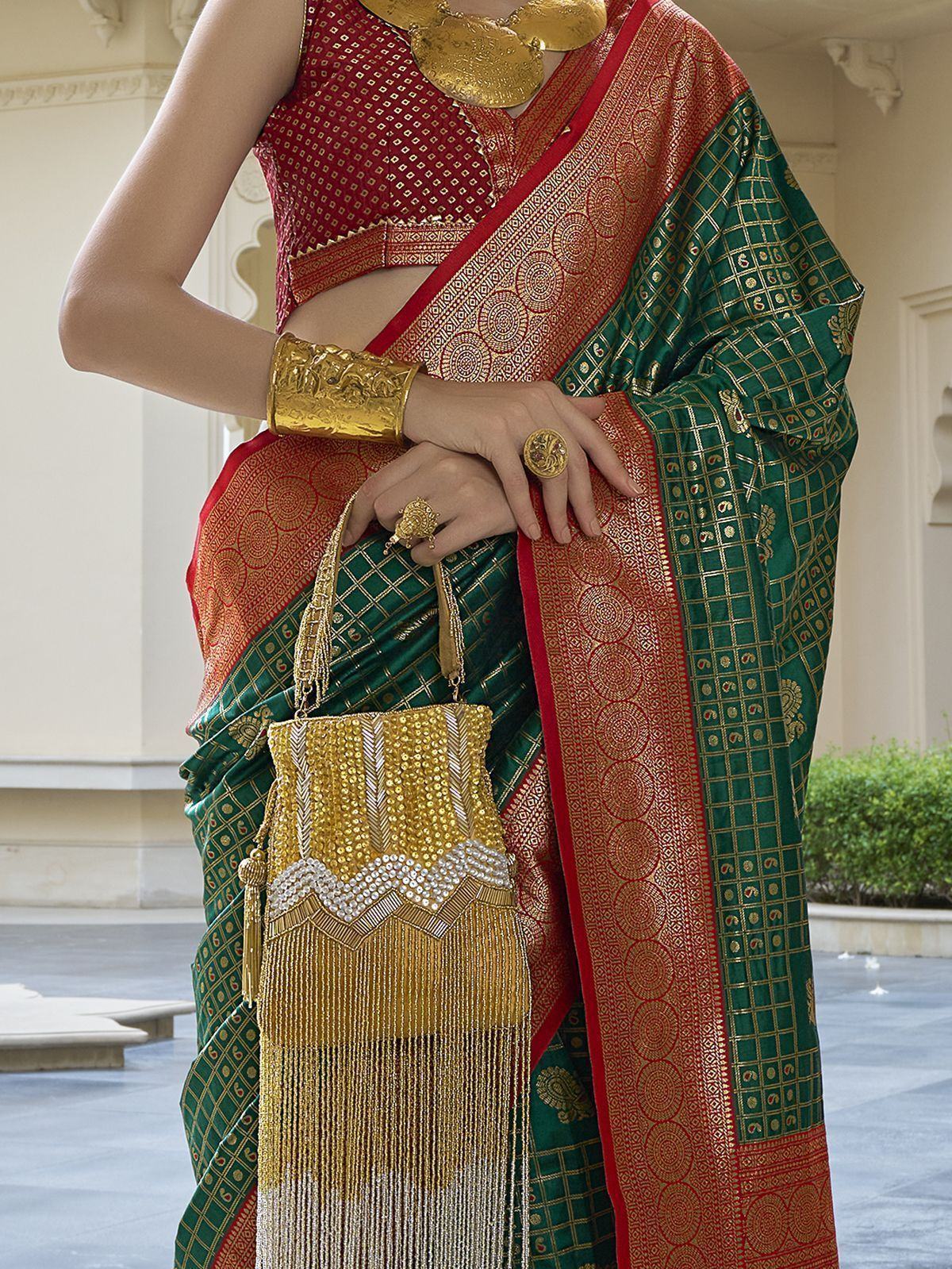 Gorgeous Green Zari Weaving Banarasi Silk Saree With Blouse