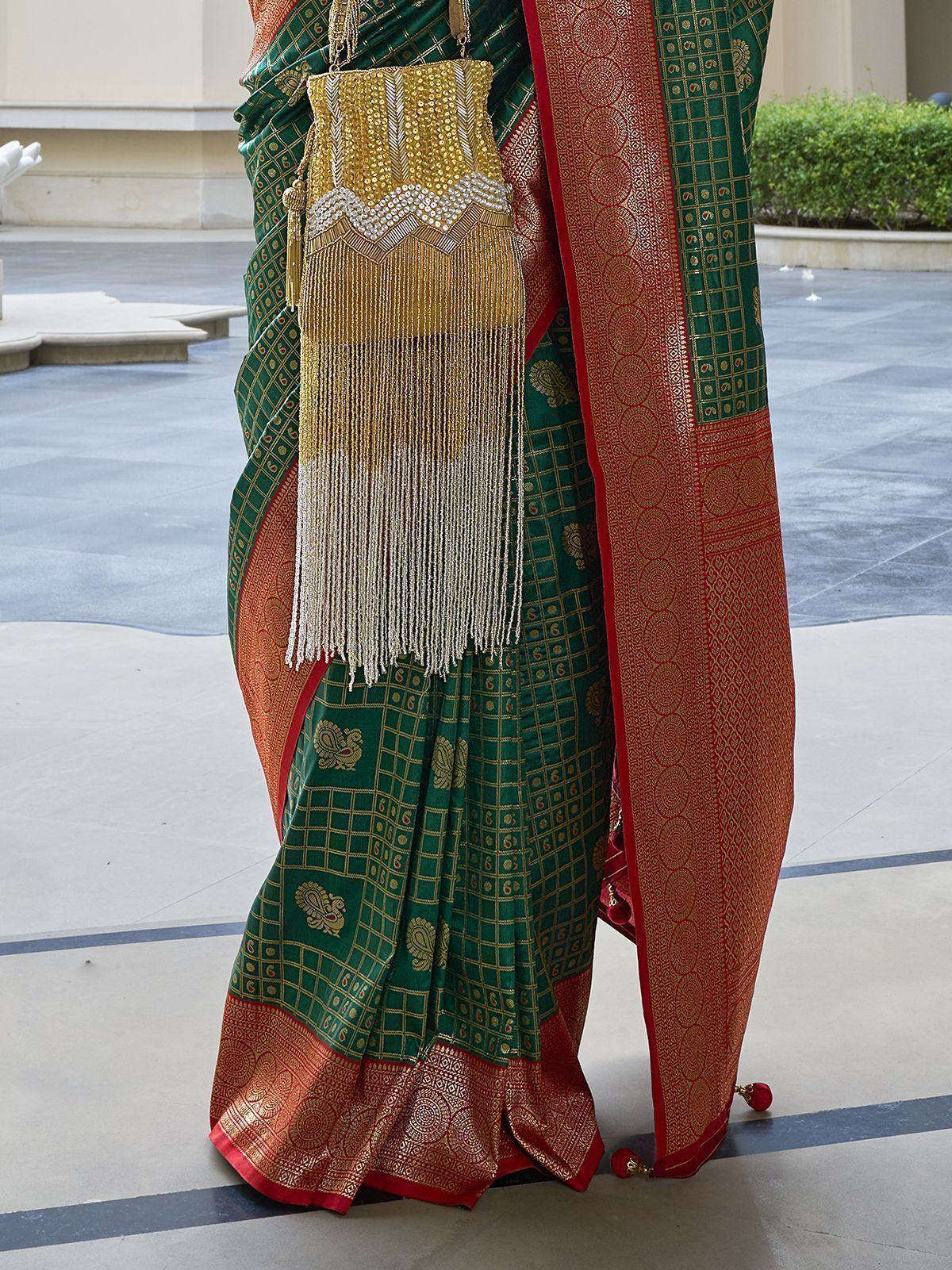 Gorgeous Green Zari Weaving Banarasi Silk Saree With Blouse