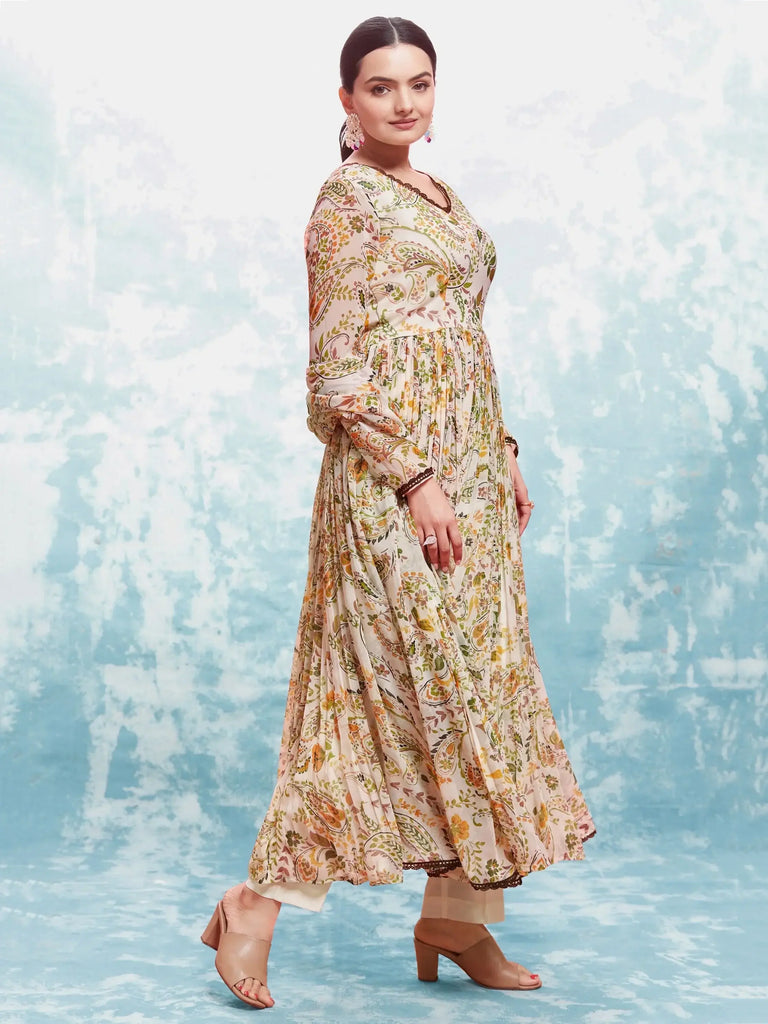 Dazzling Off-White Digital Printed Georgette Traditional Salwar Suit