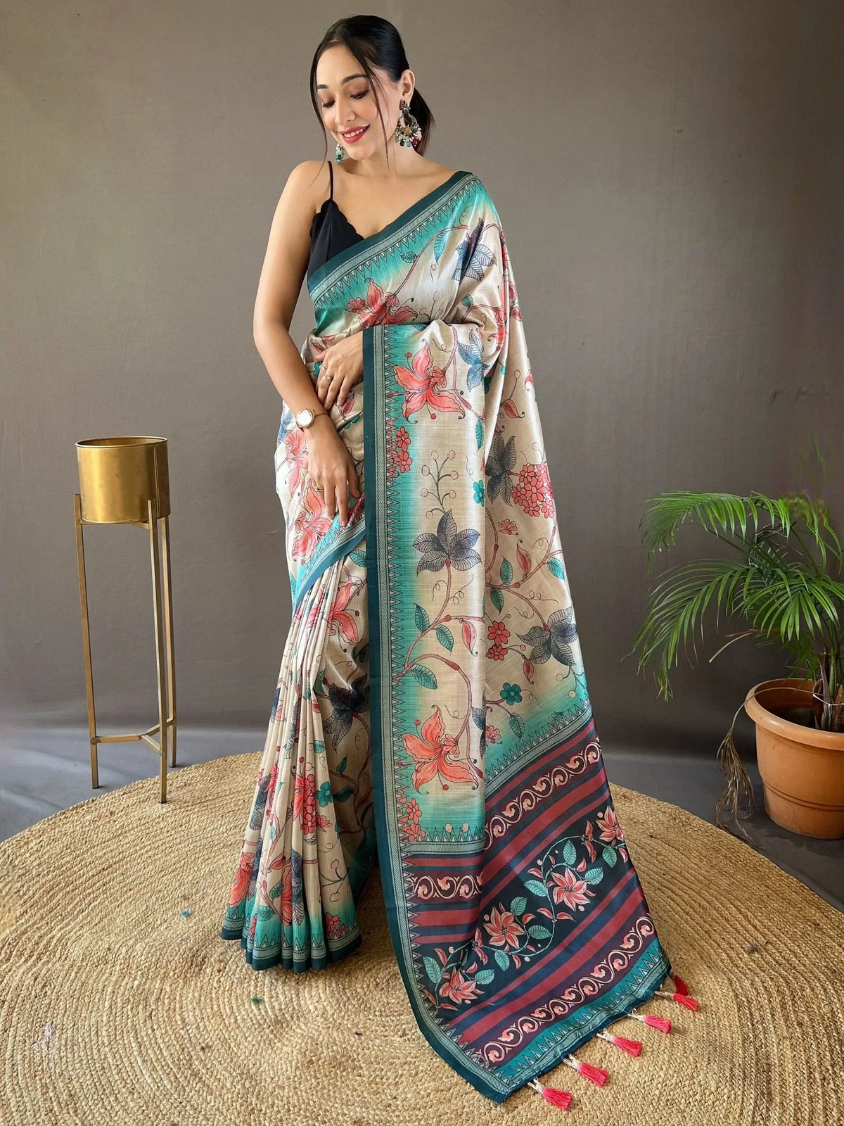 Stunning Cream Kalamkari Printed Silk Event Wear Saree With Blouse