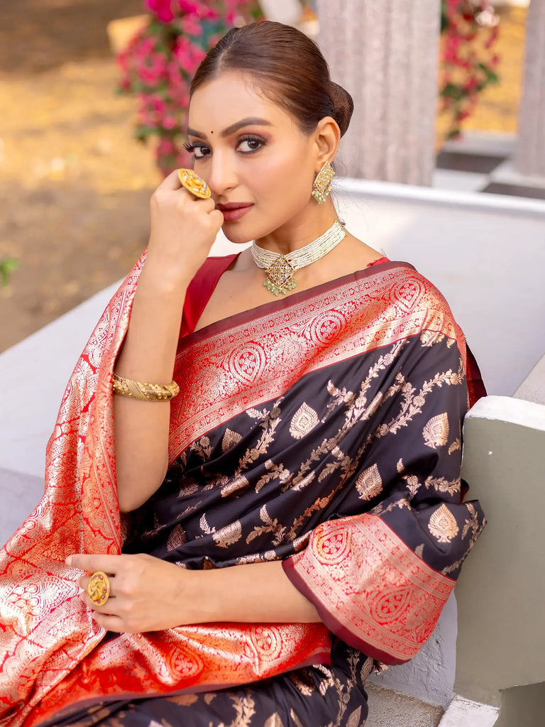 Astonishing Black Zari Weaving Banarasi Silk Saree With Blouse