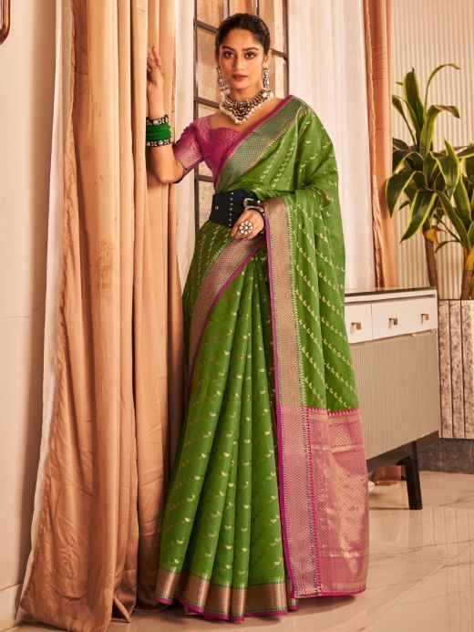 Awesome Green Zari Weaving Banarasi Silk Traditional Saree With Blouse