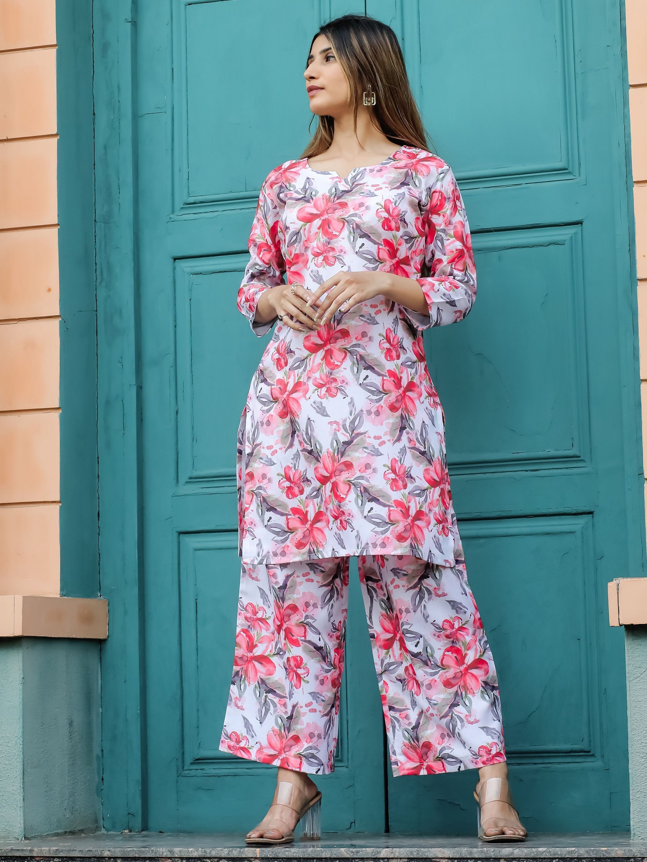 Fascinating White Floral Printed Cotton Top Palazzo Co-Ord Set
