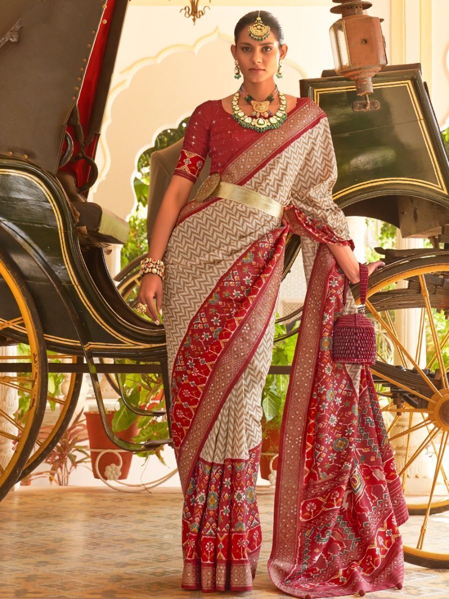 Captivating Red Patola Printed Silk Saree With Blouse