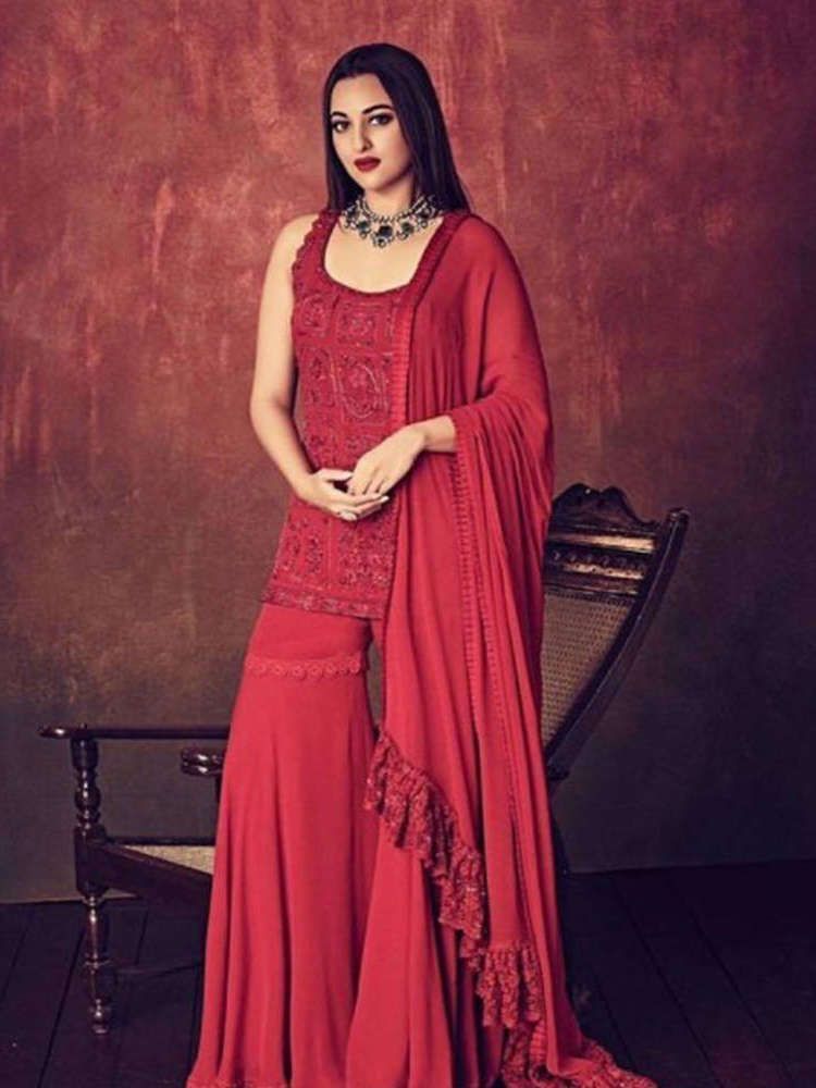 Buy Sonakshi Sinha Maroon Embroidered Georgette Sharara Suit Online from  EthnicPlus for ₹1,
