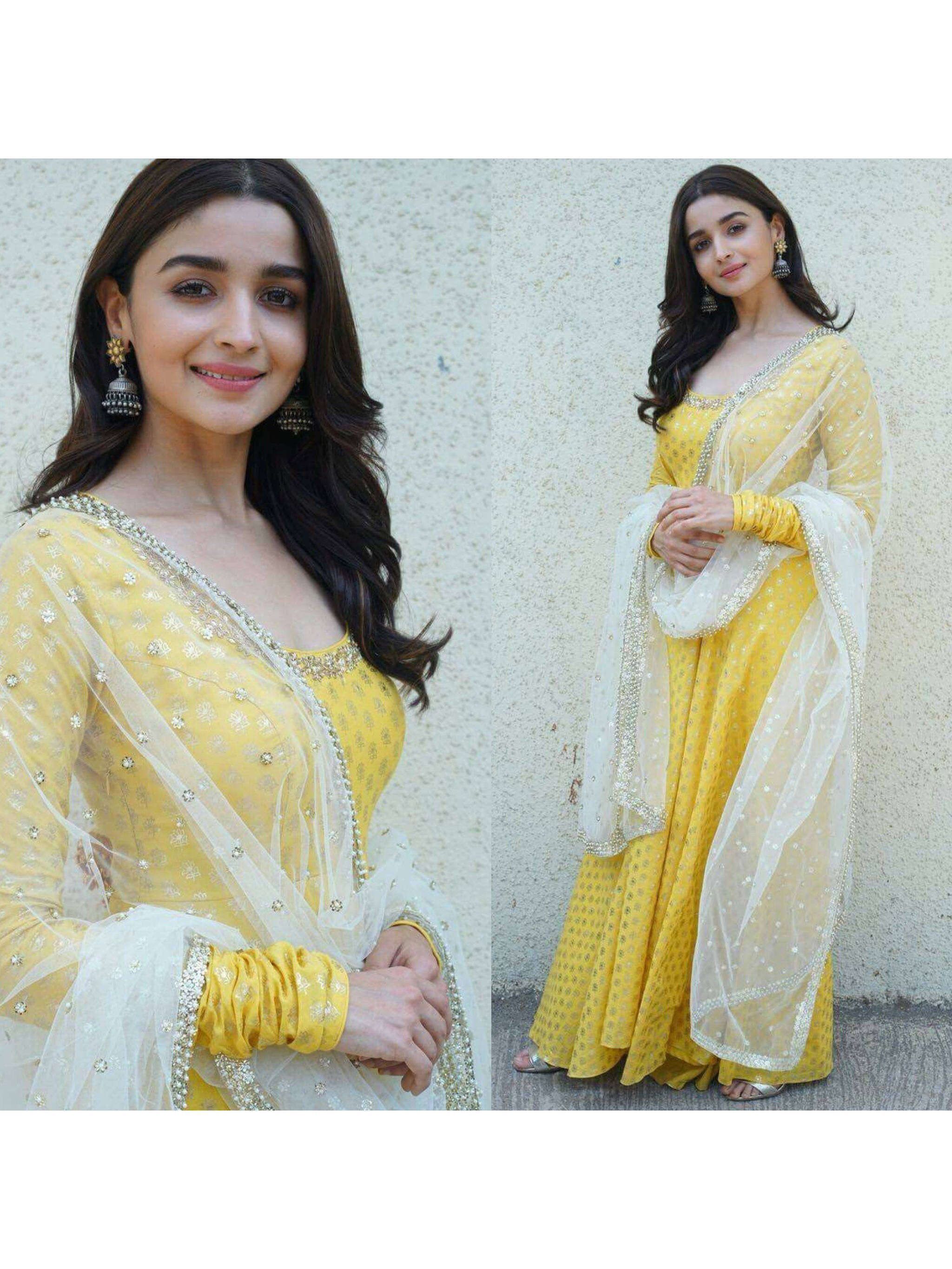 Alia Bhatt Amps Up Glam Quotient In Sequinned Yellow Dress, Check Out Her  Ravishing Pictures - News18
