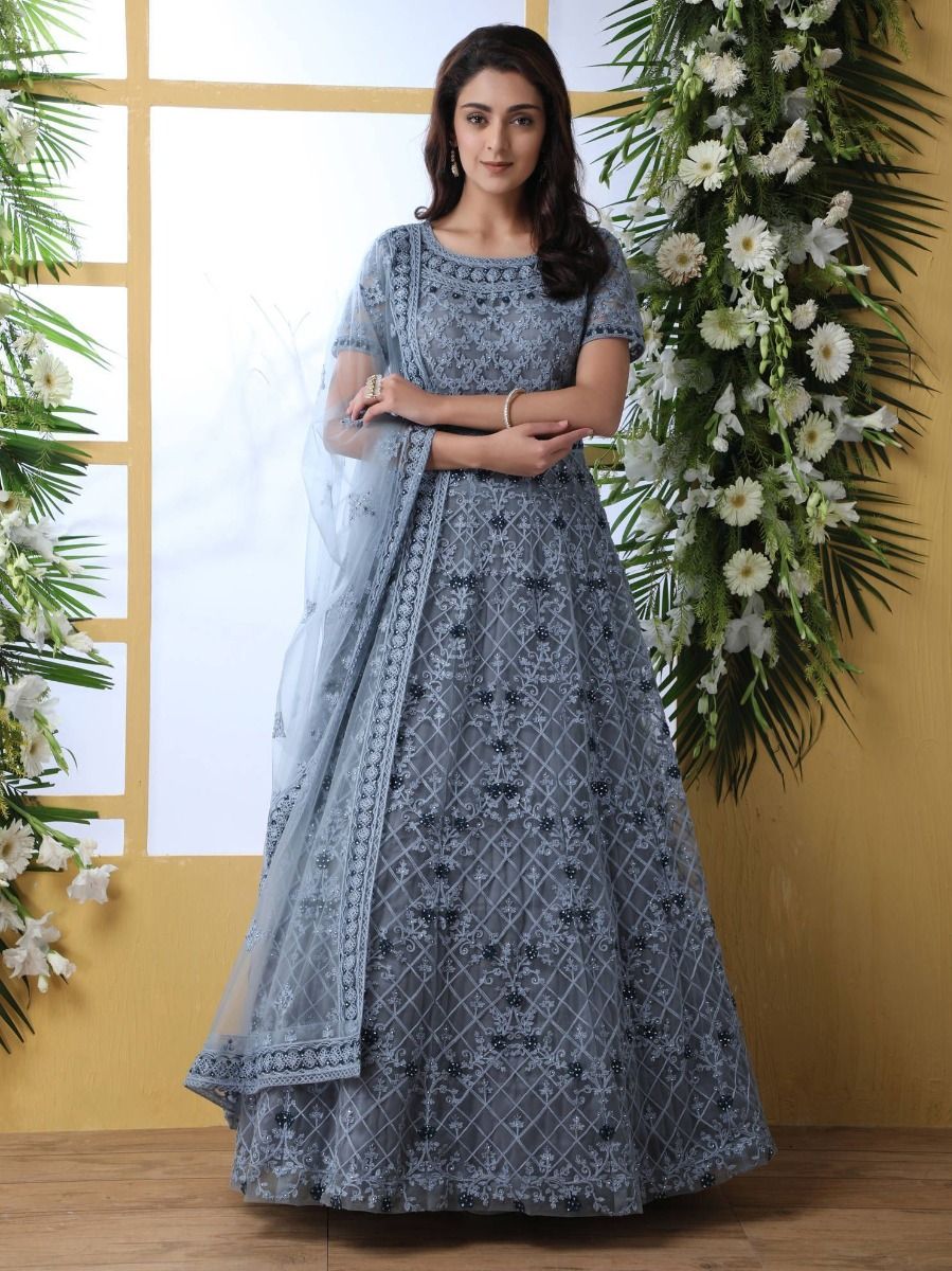 Buy Engagement Dress for Bride Online - Bridal Engagement Collection |  KALKI Fashion India
